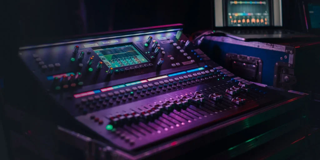 Allen Heath SQ5 digital mixing console with DCA grouping for live sound