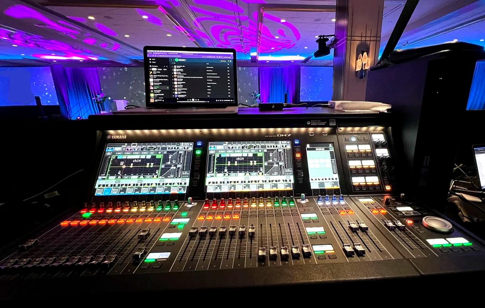 Yamaha dm7 en live spectacle 