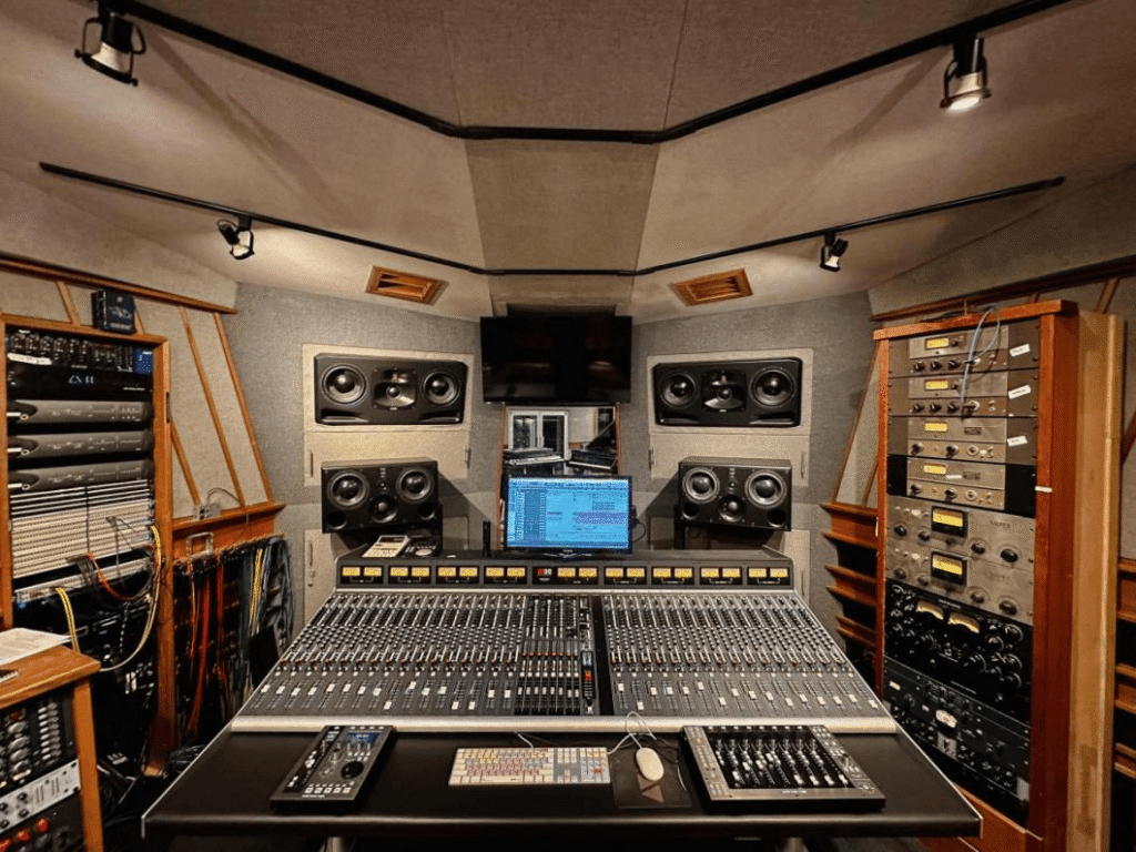 Comparatif Console Numérique vs Analogique pour Pros