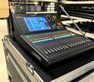 Photo Yamaha QL1 terrain ingénieurs